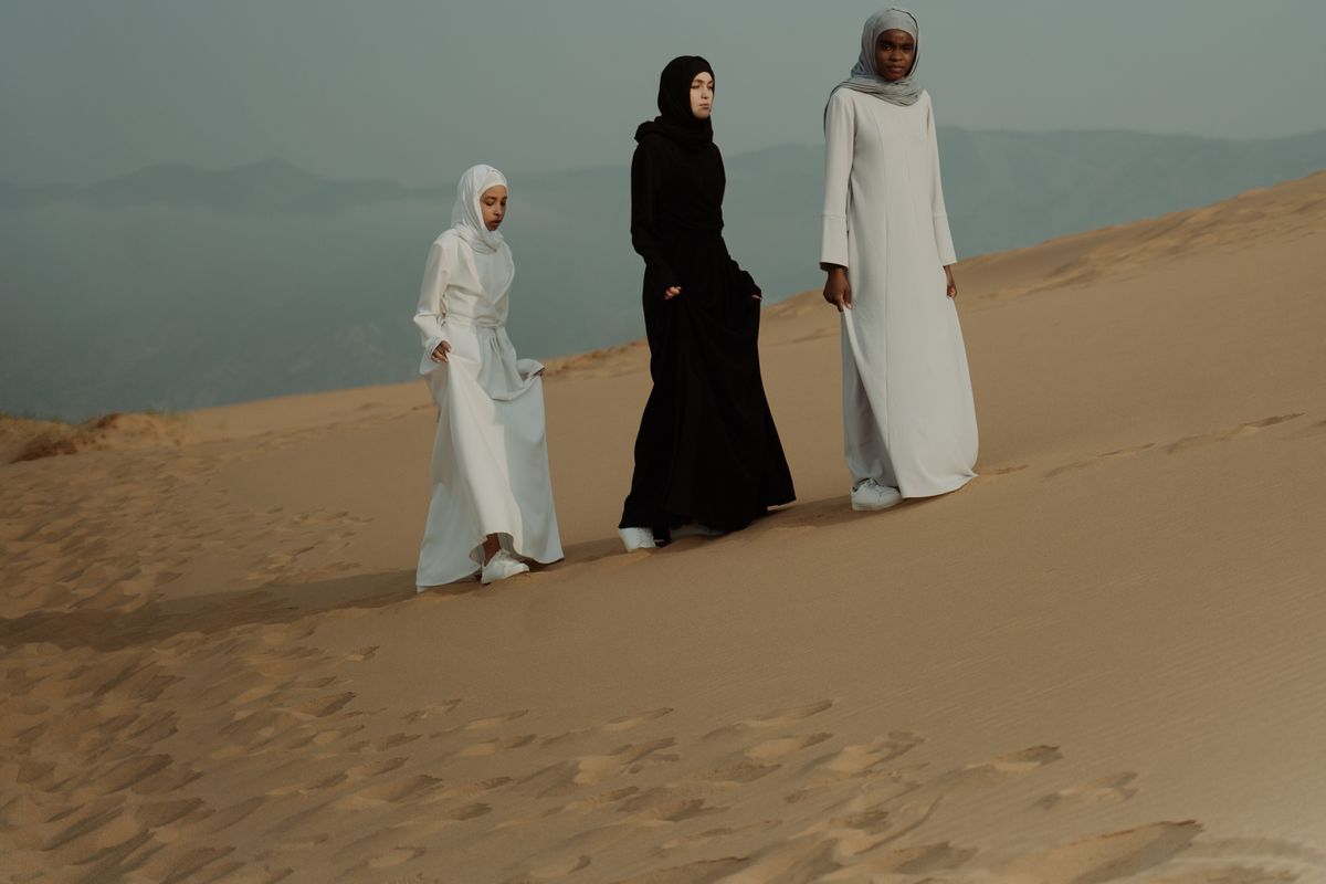 عباية يومية من علي إكسبريس: هل تستحق؟ أفضل 5